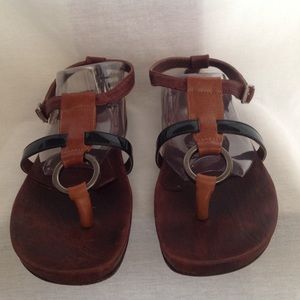 Marni Brown Leather, Black Patten Thong Sandal